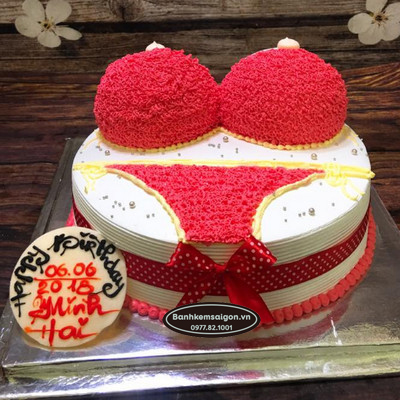 V(5) Bánh sinh nhật vợ